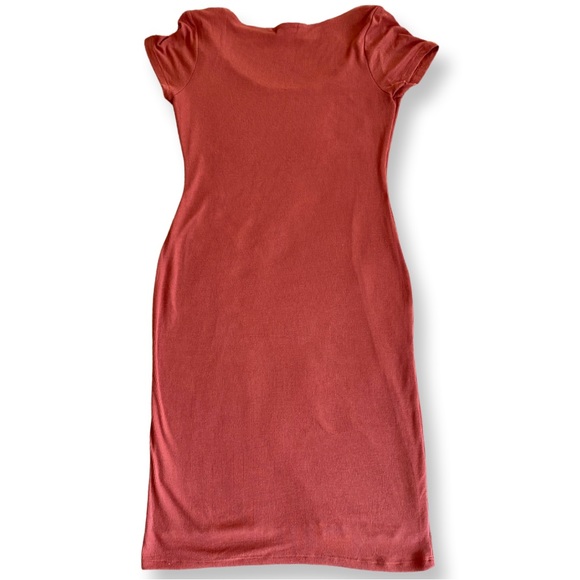 Maroon Fall Bodycon Dress - Picture 3 of 5